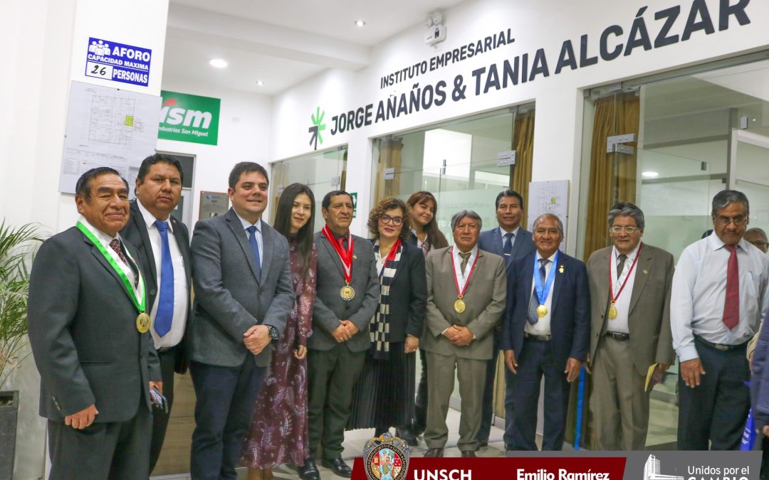LANZAMIENTO DEL INSTITUTO EMPRESARIAL JORGE AÑAÑOS Y TANIA ALCAZAR