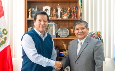 RECTOR DE LA UNSCH SOSTIENE REUNIÓN CON CONGRESISTAS PARAIMPULSAR LA EXPANSIÓN UNIVERSITARIA