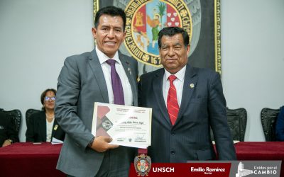 UNSCH ENTREGA CREDENCIALES A LAS NUEVAS AUTORIDADES DE ÓRGANOS DE GOBIERNO Y DIRECTOR DE POSGRADO