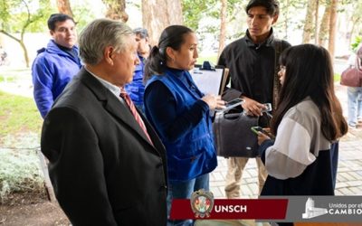 Autoridades se reúnen con estudiantes de la facultad de ingeniería química y metalurgia para atender necesidades prioritarias