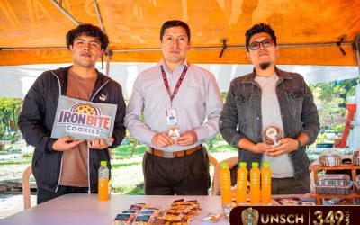 UNSCH realiza feria de emprendimientos para impulsar la innovación universitaria