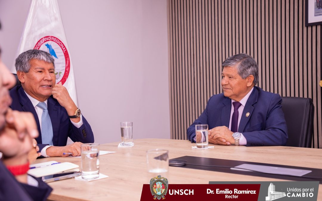 RECTOR DE LA UNSCH GESTIONA ANTE GOBIERNO REGIONAL ENTREGA DE OBRA DE MEDICINA Y MEJORAS PARA LA UNIVERSIDAD