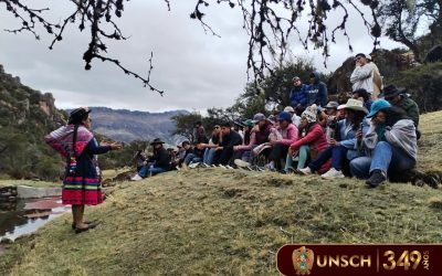 ESTUDIANTES DE CIENCIAS DE LA COMUNICACIÓN REALIZAN PASANTÍA FORMATIVA EN TOTORABAMBA PARA FORTALECER SUS CONOCIMIENTOS SOBRE LIDERAZGO COMUNITARIO
