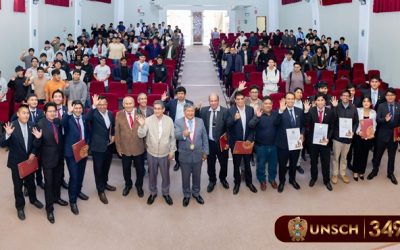 UNSCH reconoce a estudiantes destacados en CONEIMIN 2026